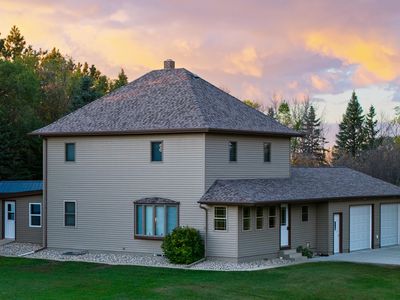 8045 34th St SE, Jamestown, ND, 58401