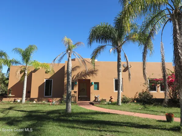 9385 Fleming Grant Rd, Micco, FL 32976