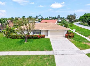 411 N Country Club Blvd, Boca Raton, FL 33487