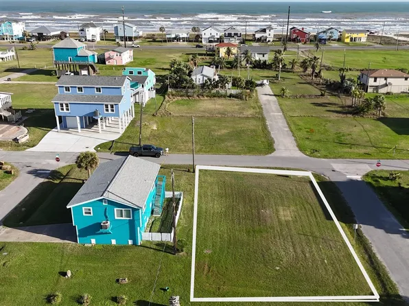 348 6th St, Galveston, TX