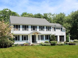 4 Quail Run, Hingham, MA 02043