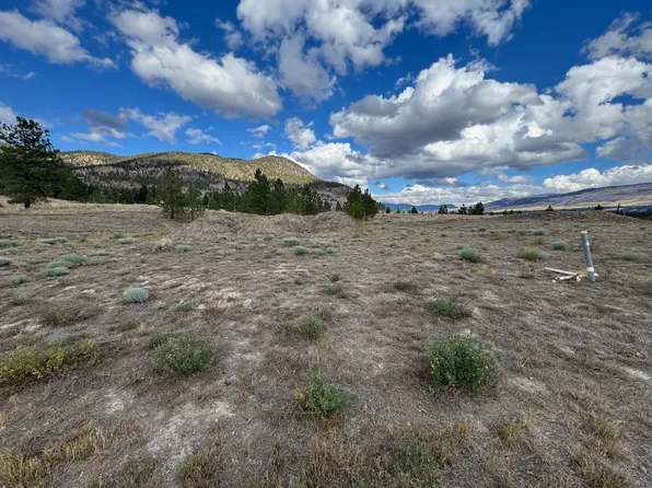 2501 Spring Bank Ave, Merritt, BC V1K 1S1