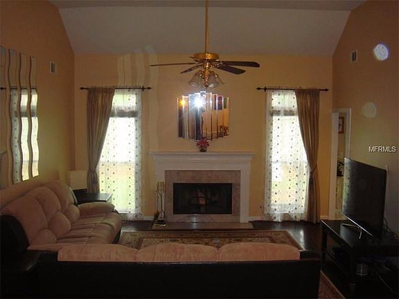 2nd image of 5290 Wyntree Ct