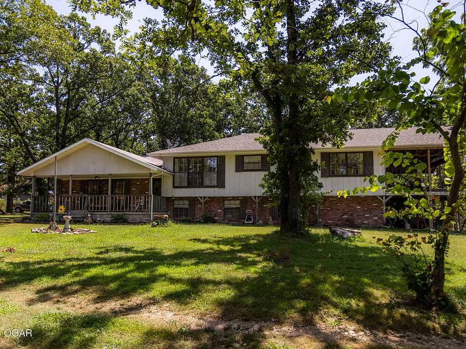 1st image of 454 Green Hill Ln