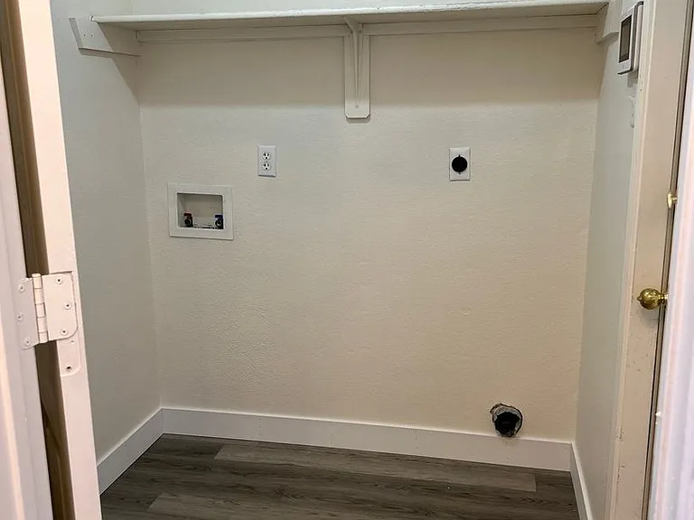 2203 Tracey Ann Ln — Photo 15