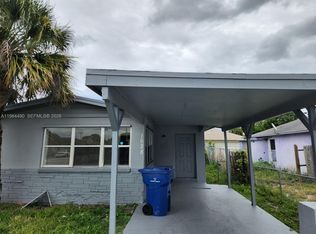 1528 South Pl, West Palm Beach, FL 33407