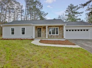100 Running Bear Trl, Fayetteville, GA