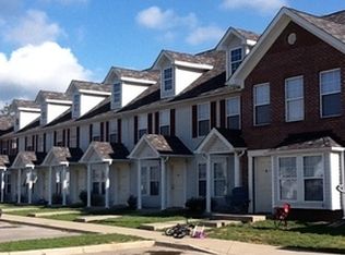 10417 Hillpark Dr, Louisville, KY 40229