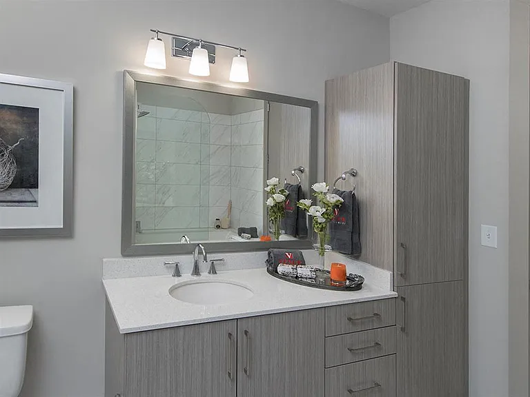 Venue Brookwood Apartments — Photo 21