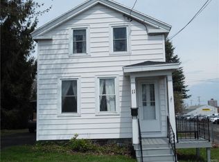 11 Ohio St, Oswego, NY 13126