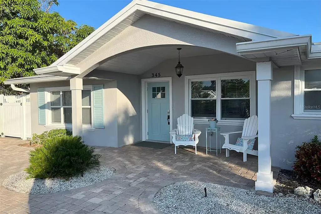 3 bed, 2.0 bath, 1617 sqft, $18,000 — Photo 3