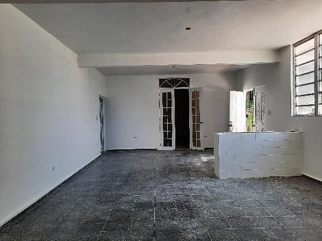 2nd image of Km 8.6 Int Carretera 103