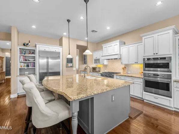 3738 E RIOPELLE Avenue, Gilbert, AZ 85298