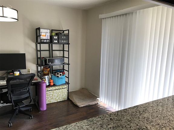 5th image of 5106 Palo Alto Dr
