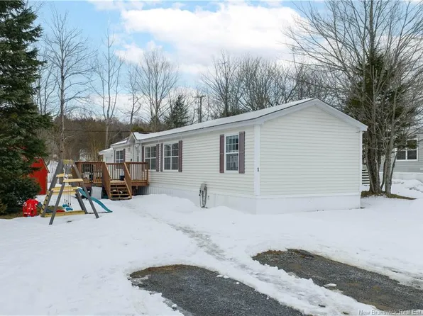 1 Teak Dr, Quispamsis, NB E2G 1T7