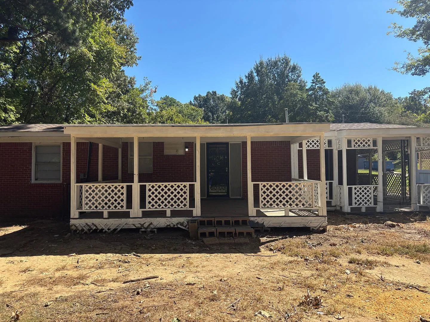 Half off 1st Full Months Rent Special Welcome to 3957 Balfour St! — Photo 4