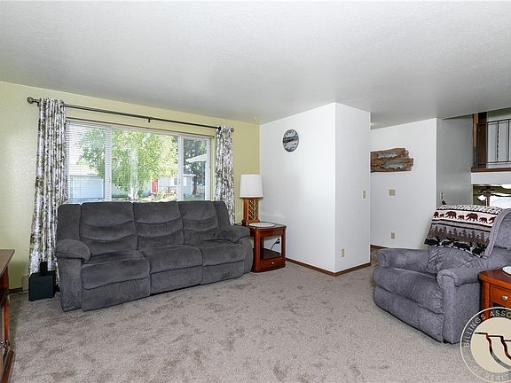 3rd image of 3419 Barley Cir