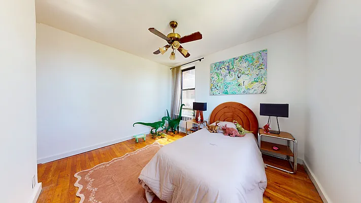 Bedroom, photo 6