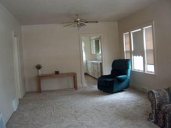 Carpeted Living/Dining Combo