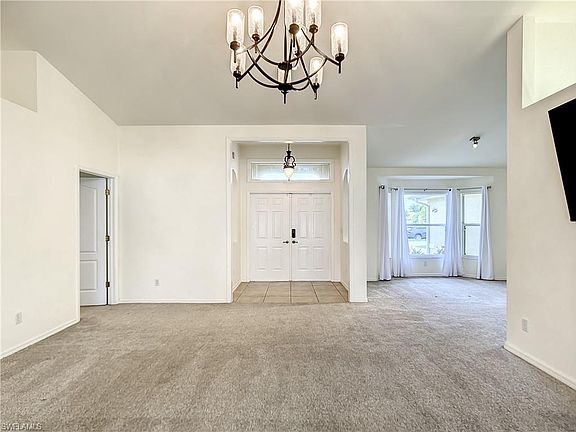 5th image of 2129 Viscaya Pkwy