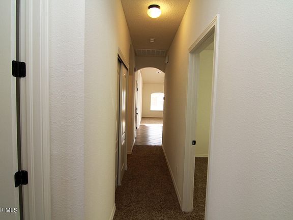 4th image of 14761 Mike A Mendoza Ave