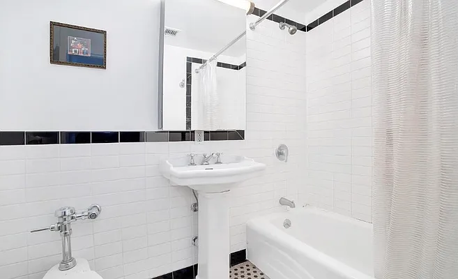 Rented by Living New York | media 6