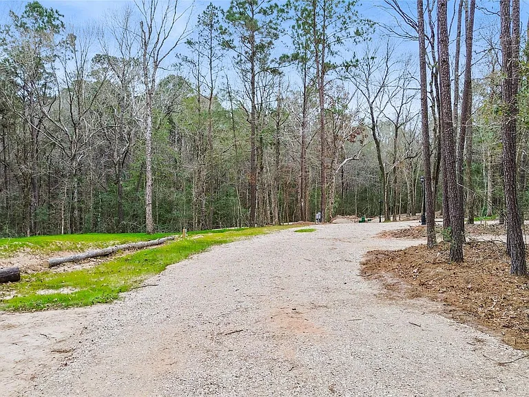 180 Jordan Rd — Photo 31