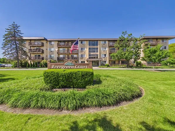 2222 S Goebbert Rd Unit 152, Arlington Heights, IL 60005
