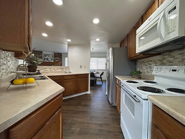 4246 S Granby St #D — Photo 12