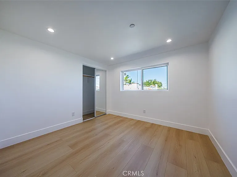 1332 S Longwood Ave #3 — Photo 19
