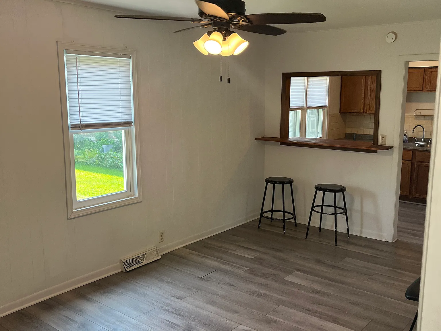 2 bed, $1,550 — Photo 2