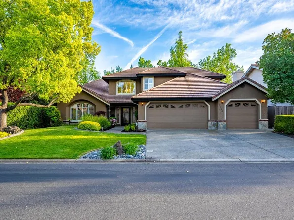 1984 Somerdale Cir, Roseville, CA 95661