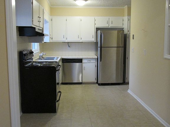 Appliances include Refrigerator, Dishwasher and Range/Stove