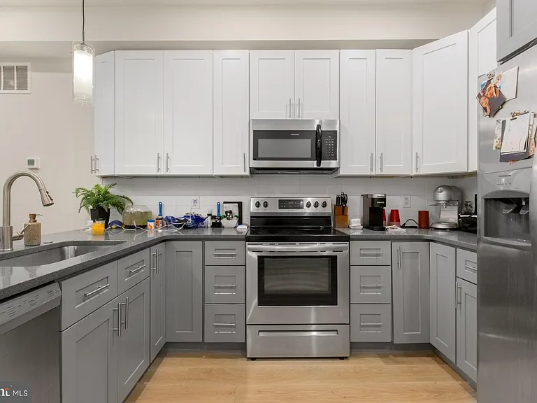 1702 Point Breeze Ave #A — Photo 1
