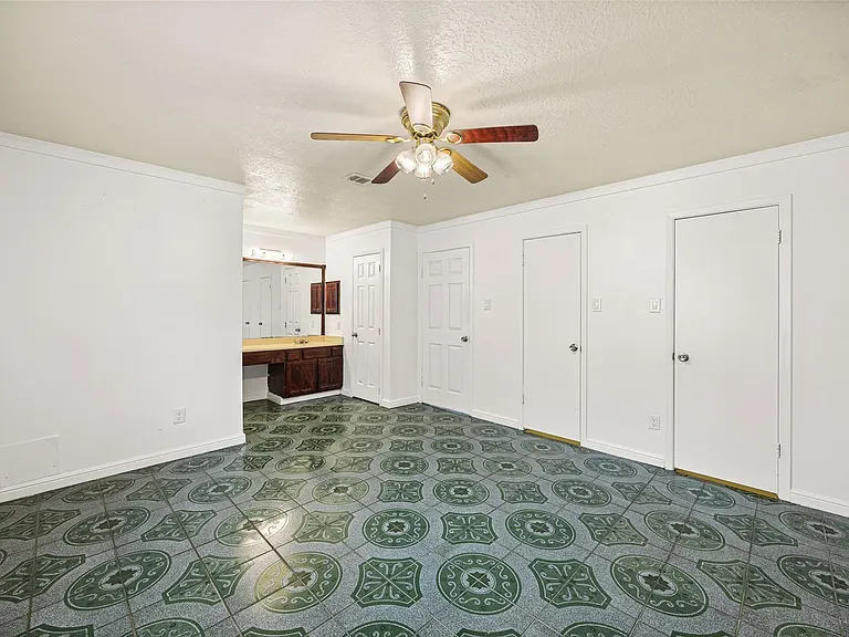 7226 Ridgeberry Dr — Photo 16