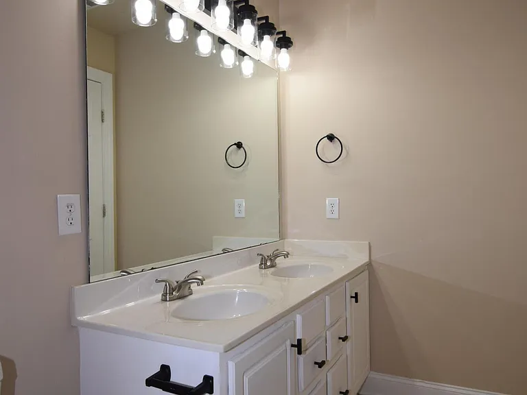 4009 Lucerne Ct #A — Photo 16