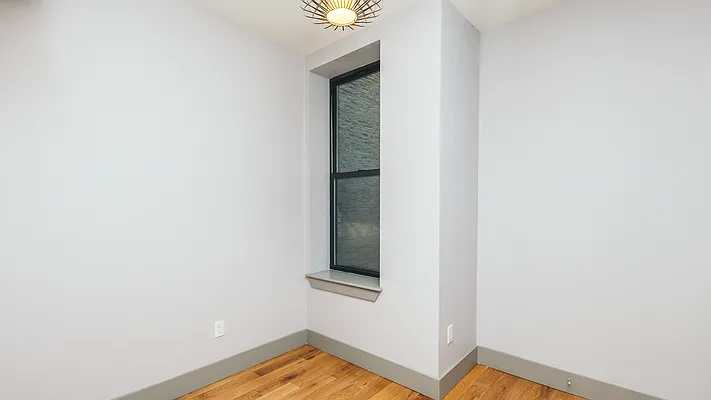 Rented by Nooklyn NYC LLC | media 17