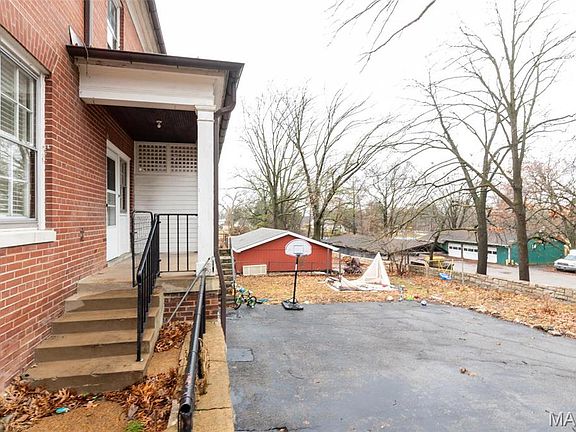 5th image of 205 Grover Rd
