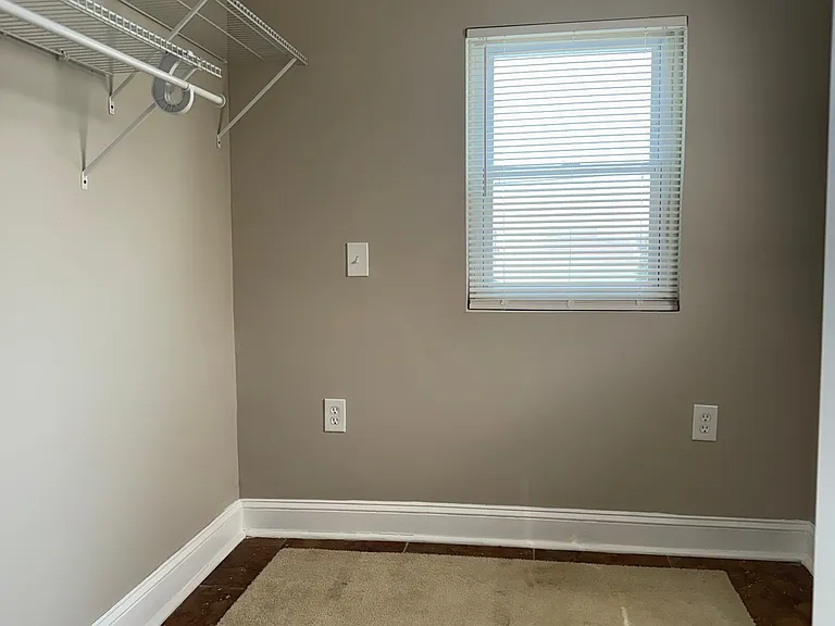 123 Walnut Ave — Photo 10