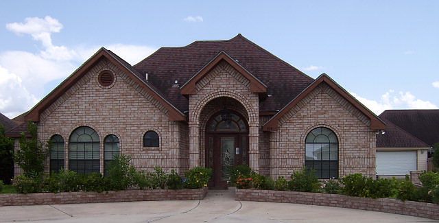 1st image of 704 Tara Dr