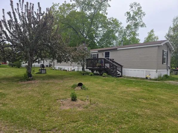 113 Crosby Street, Hartland, ME 04943