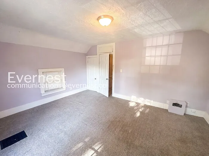 347 Maple Blvd — Photo 13