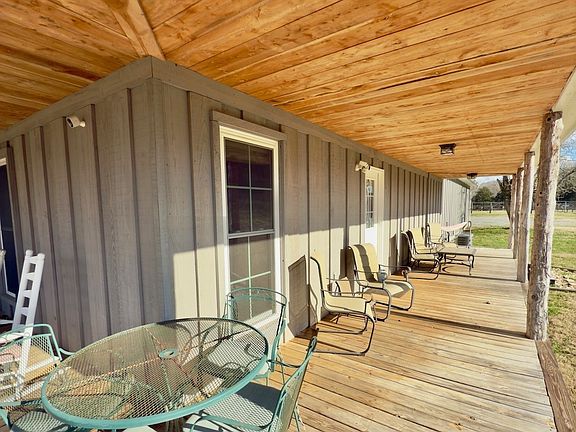 47th image of 161 Fowler Rd