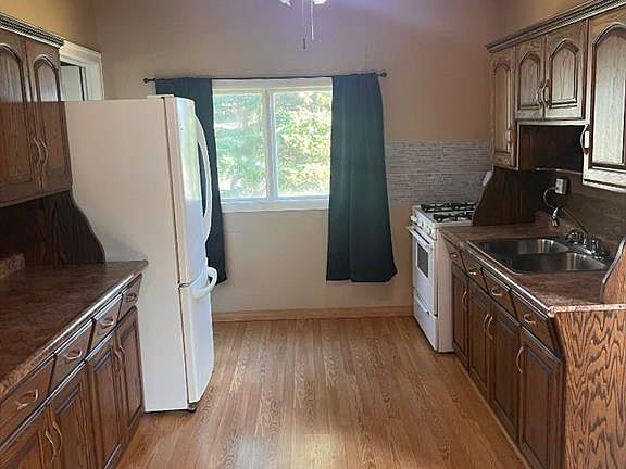 5th image of 6119 N 53rd St