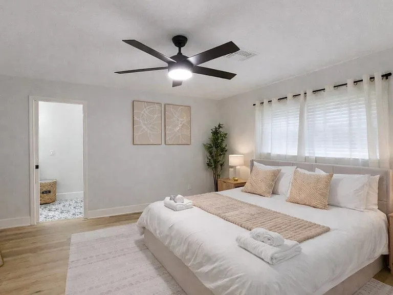5642 Cartagena St — Photo 17
