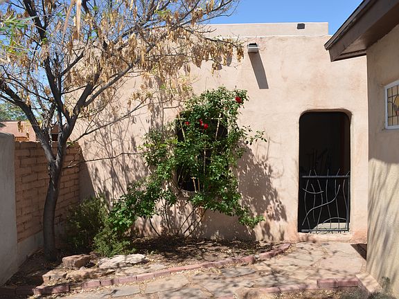 4th image of 2129 Francella Dr NW
