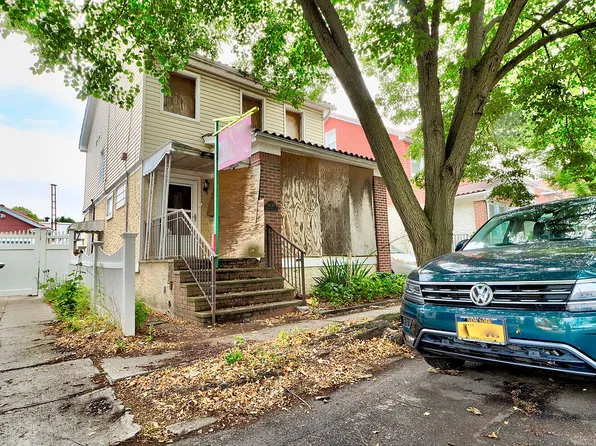 88-35 79th Ave #1FAM, Ridgewood, NY 11385