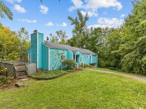 10 Ridge Road, Jericho, VT 05465