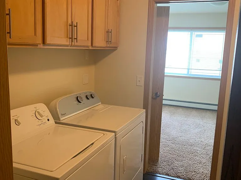 West Lake II Apartments — Photo 30