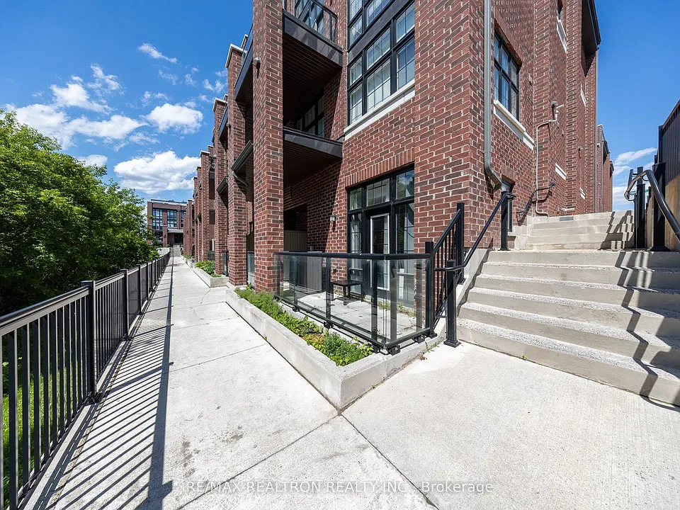 6 Whitaker Way #157